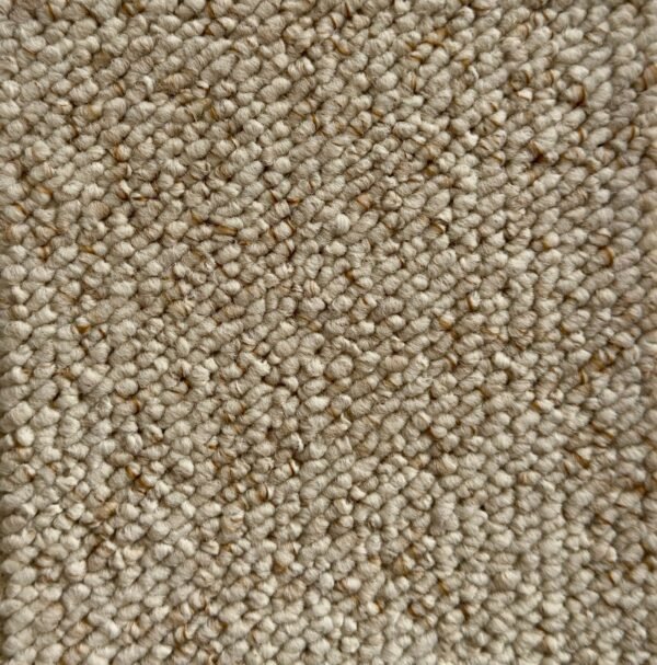 Alfombra Baltic 700g 8 mm