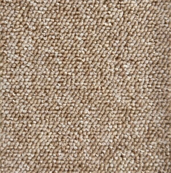 Alfombra Baltic 700g 8 mm